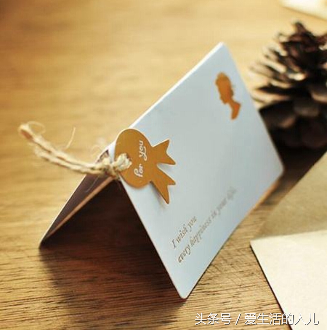 新衣服吊牌摘了还能换吗,衣服吊牌还能怎么用