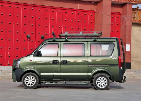 全副武装民用越野车,外观硬派越野车30万左右