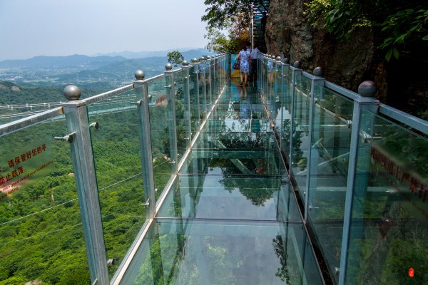 芜湖马仁奇峰玻璃栈道多高,芜湖马仁峰玻璃栈道
