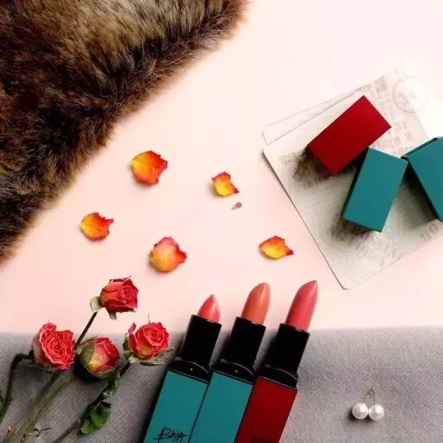 十个必买口红排行榜,平价口红品牌推荐