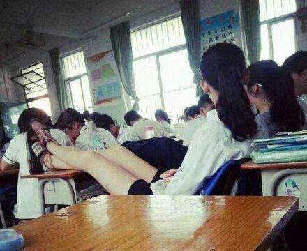 老师让我买东西我不想买怎么办,老师让我买东西不给我钱怎么办