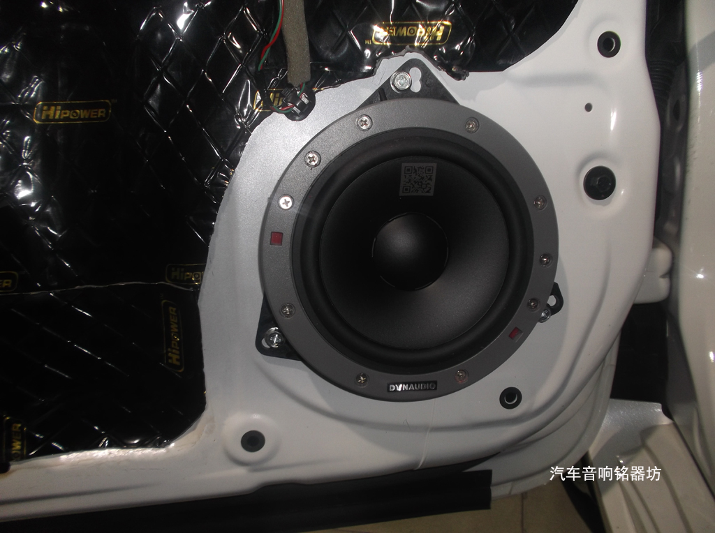 广州天籁丹拿汽车音响改装,日产天籁汽车音响改装推荐