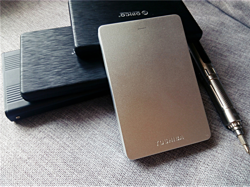 东芝移动硬盘测评推荐,东芝新小黑硬盘评测