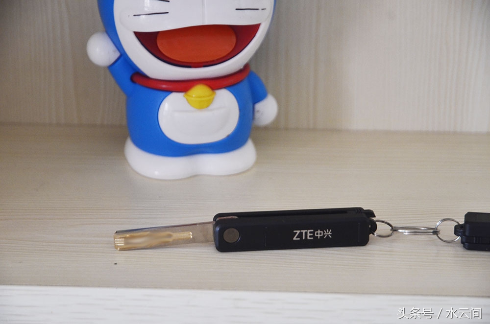 解锁智能门锁,中兴智能门锁安全锁怎么用