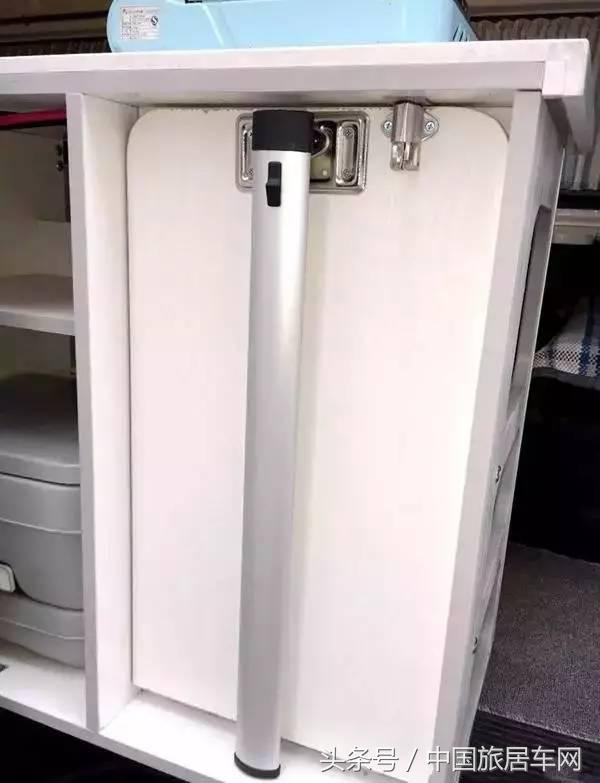 小伙自己改房车视频,自改房车改装全过程