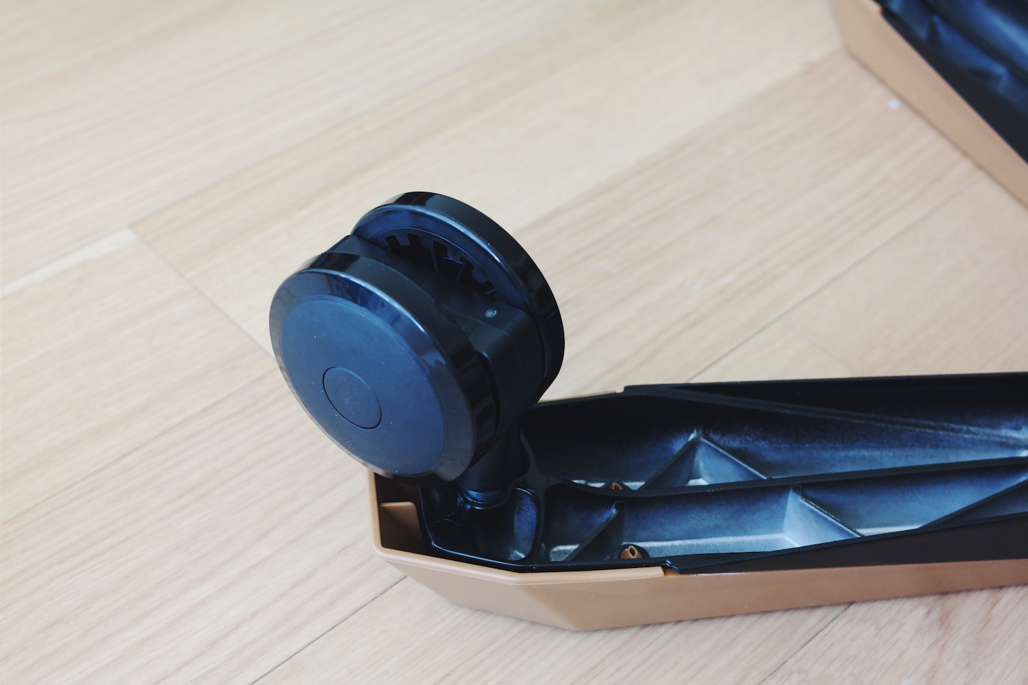 dxracer电脑椅评测,dxracer电脑椅黄色