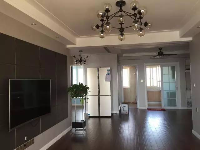 装修时地板颜色,装修后地板颜色变浅