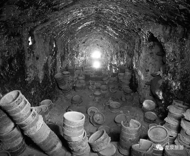 龙泉青瓷哥窑传说,龙泉青瓷哥弟窑故事出自什么书