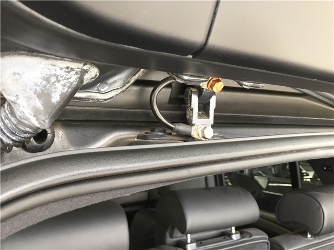 11万钱x5能买吗,10款宝马x5和11款宝马x5区别