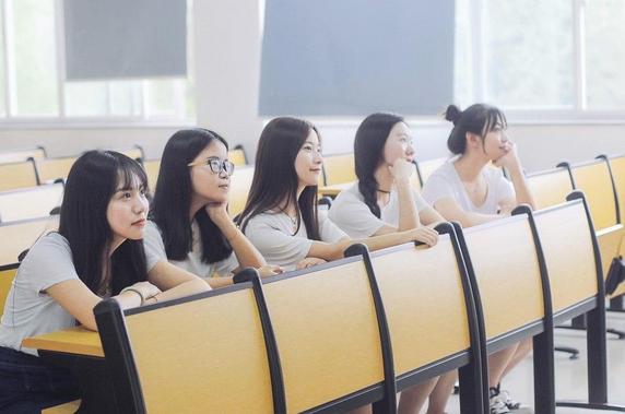 毕业季拍摄照片流程,毕业须知超美毕业照拍摄全攻略