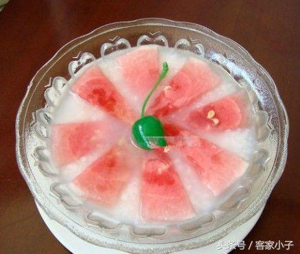 西瓜的创意吃法视频,西瓜新吃法看着就过瘾忍不住想吃