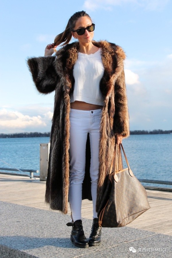 lv手袋性价比,lv手袋买大号还是中号好看