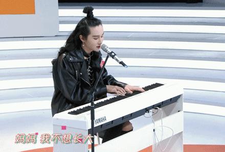 说杨幂“脚臭”的选手居然666通过了！网友：大幂幂不记仇！