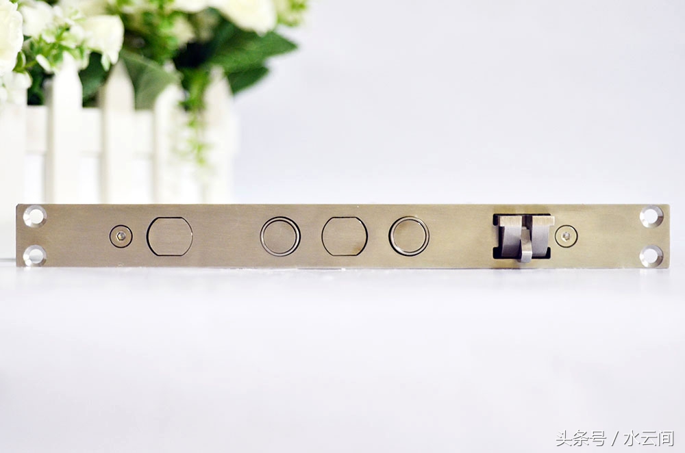 解锁智能门锁,中兴智能门锁安全锁怎么用