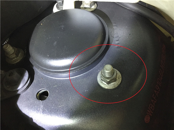 11万钱x5能买吗,10款宝马x5和11款宝马x5区别
