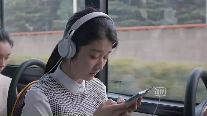 欢乐颂关关同款蝴蝶包,欢乐颂关关的包包