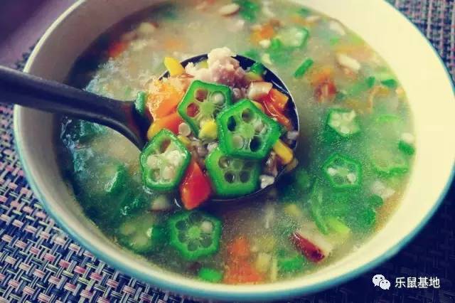 小秋葵有什么好吃的,夏天要多吃秋葵教你新吃法