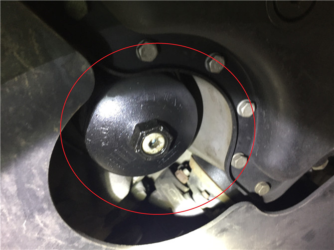 11万钱x5能买吗,10款宝马x5和11款宝马x5区别