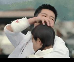 六人晚餐电影评情解析,六人晚餐电影很感人