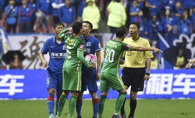 涓秴鐢宠姳鍐茬獊鎵撴灦缇ゆ鍚堥泦,涓秴璧涘満涓嶇己鐪嬬偣