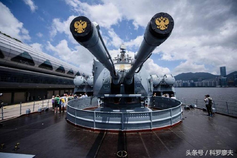 远东海上霸王龙访问香港，昔日航母杀手如今老旧不堪