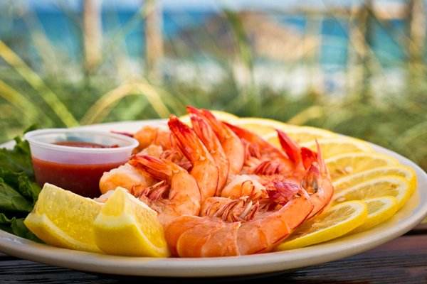 螃蟹跟柿子同食会致命吗,螃蟹和柿子一起吃会危及生命吗