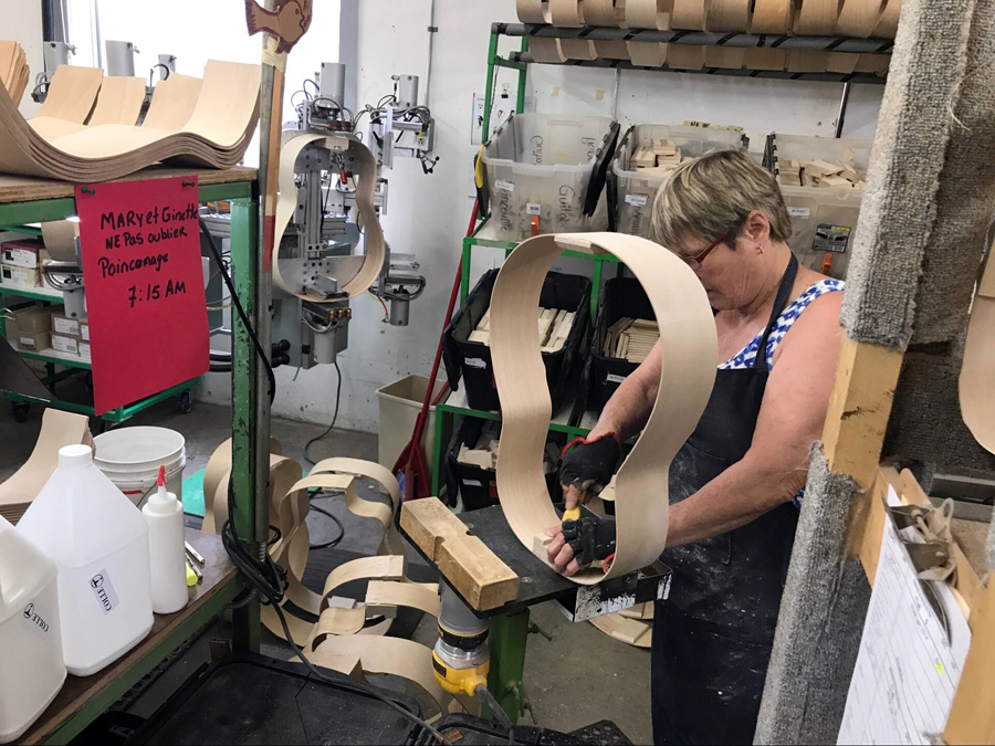 极速快报：弘力乐器2017加拿大Godin吉他工厂参观第一天