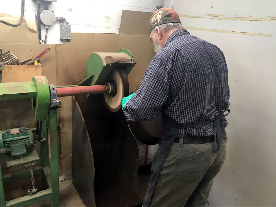 极速快报：弘力乐器2017加拿大Godin吉他工厂参观第一天