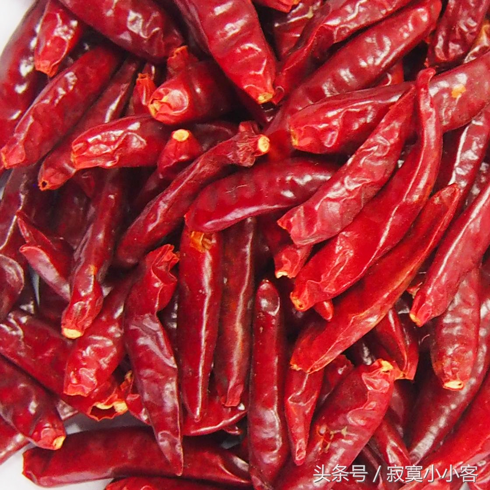 特色网红小吃柳州螺蛳粉的培训教程之三：专用辣椒红油的制作方法