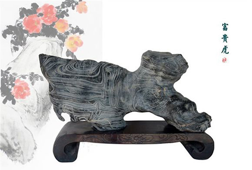 此石几十年来价格一直很高,要个带洞或象形更是高的要命