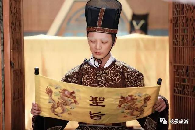 龙泉青瓷哥窑传说,龙泉青瓷哥弟窑故事出自什么书