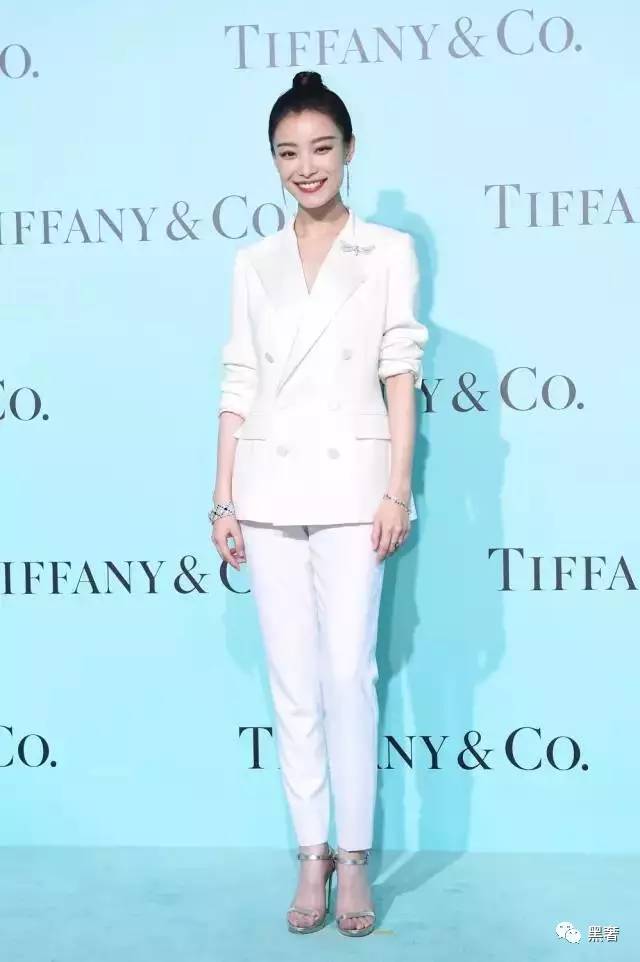 新品速递｜你在Tiffany花几百刀能买个球啊！