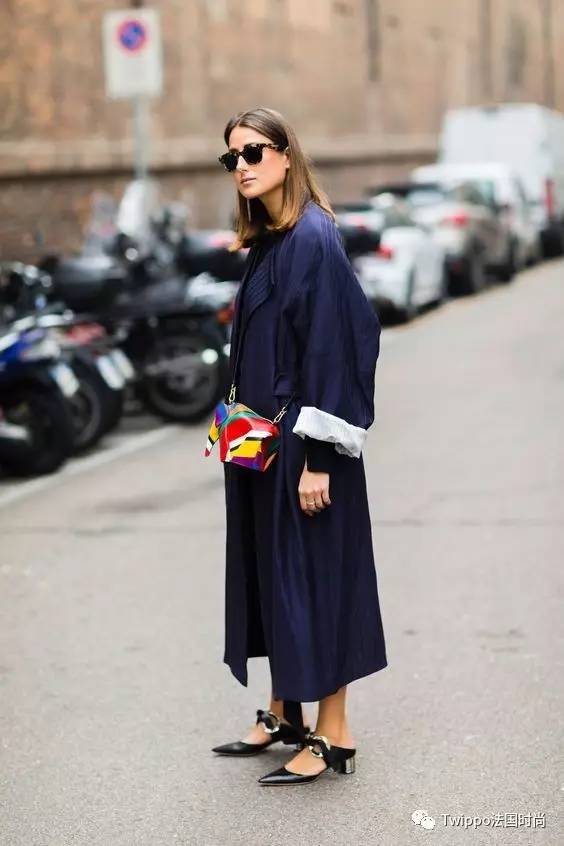 给男人穿蕾丝,被女人各种撩,这个最高颜值设计师有点污