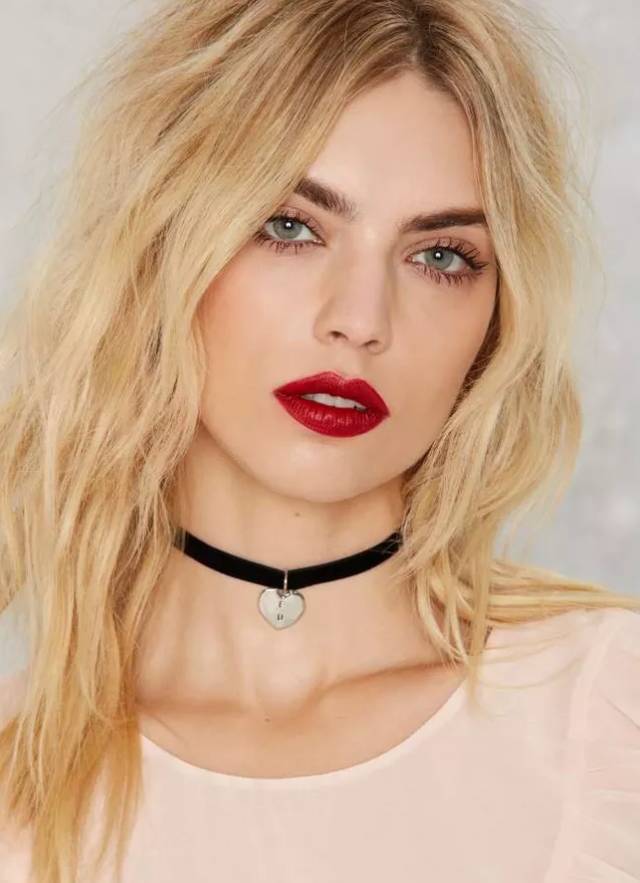 项链选对了秒变天鹅颈,项链轻奢小众高级感天鹅项链