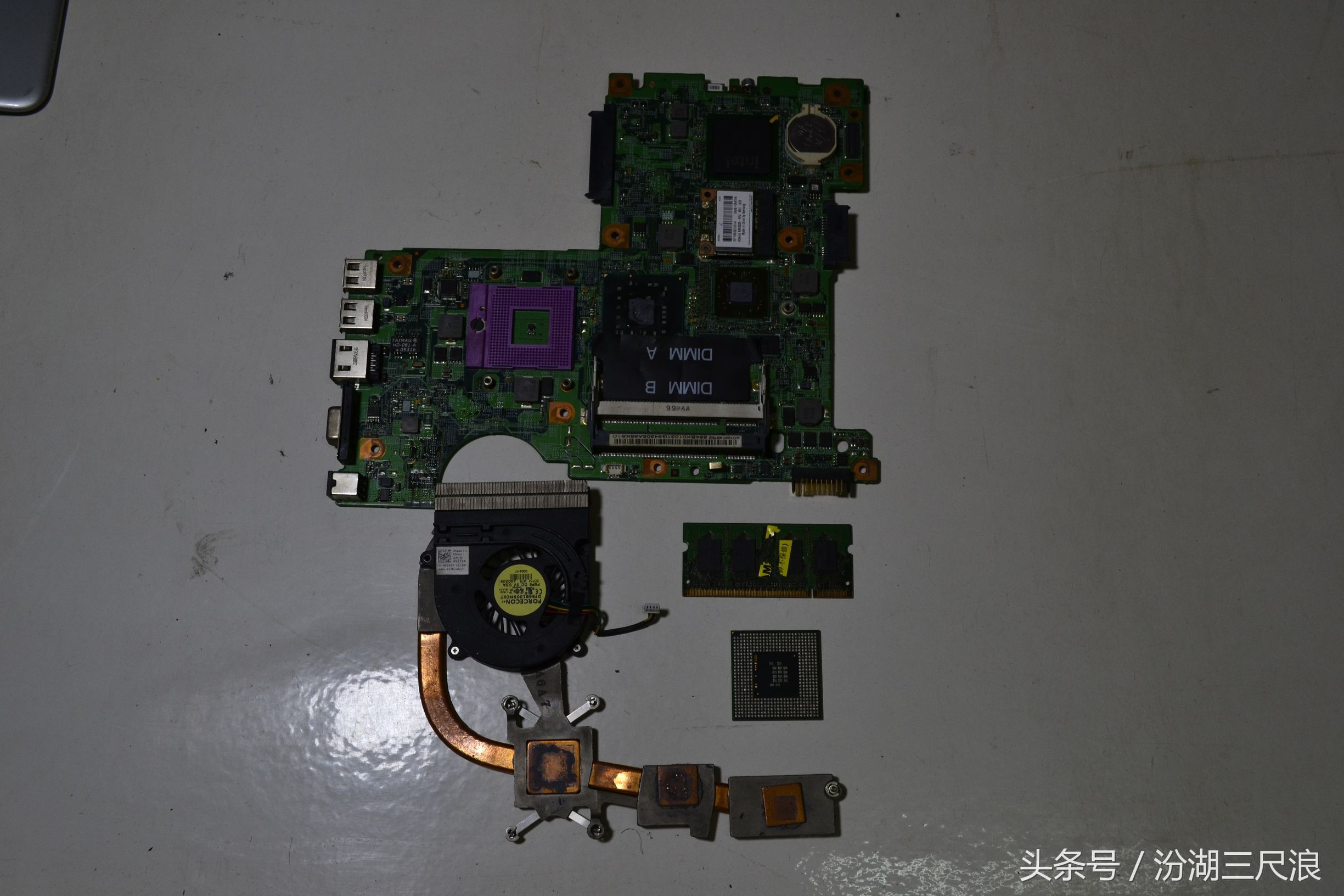 dell1440笔记本拆机教程,戴尔1440笔记本拆解