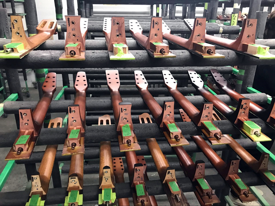 极速快报：弘力乐器2017加拿大Godin吉他工厂参观第一天