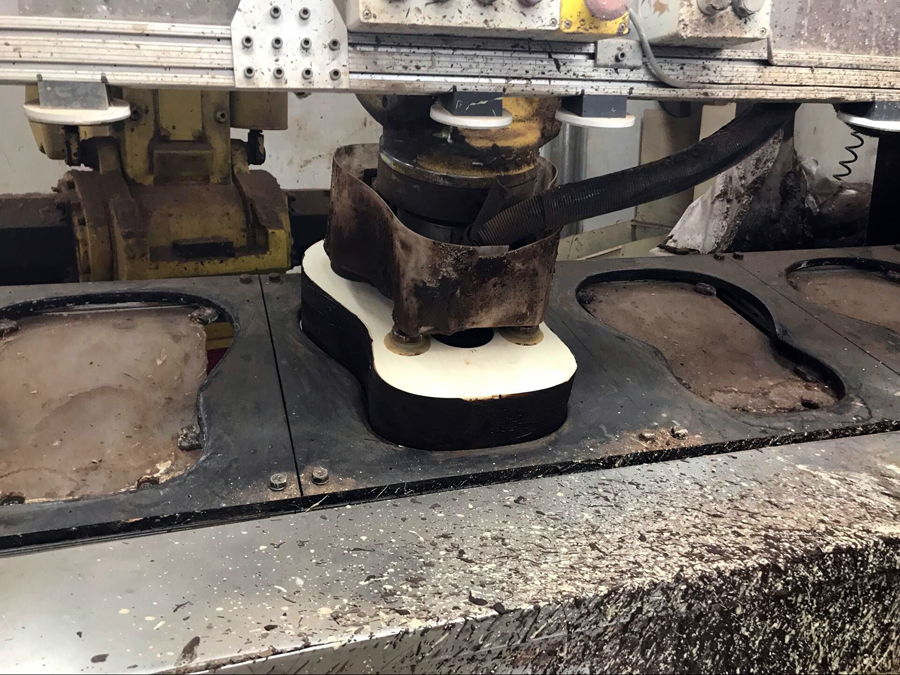 极速快报：弘力乐器2017加拿大Godin吉他工厂参观第一天