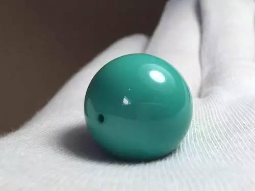 亲，别在你的朋友圈乱晒了，小心晒了假绿松