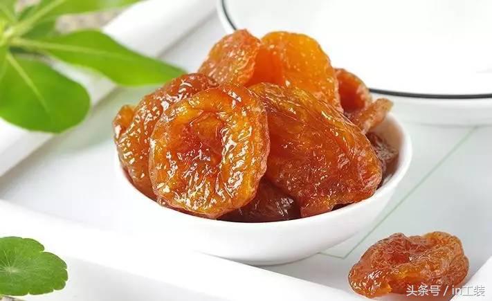 偷偷吃一口零食，拯救办公室无聊的下午