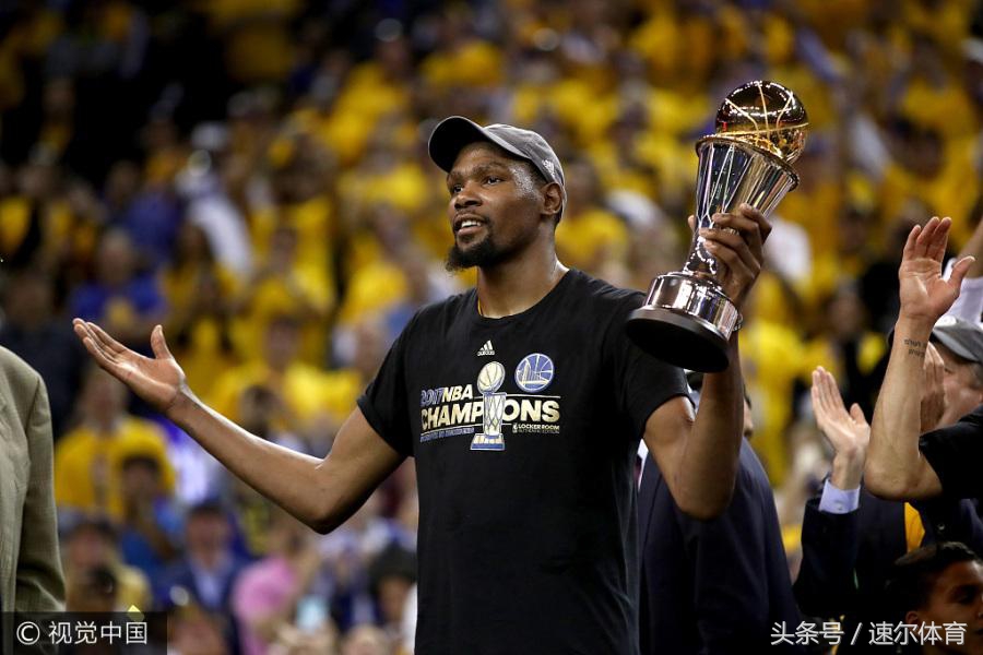 nba2017勇士夺魁,2016nba总决赛耐克