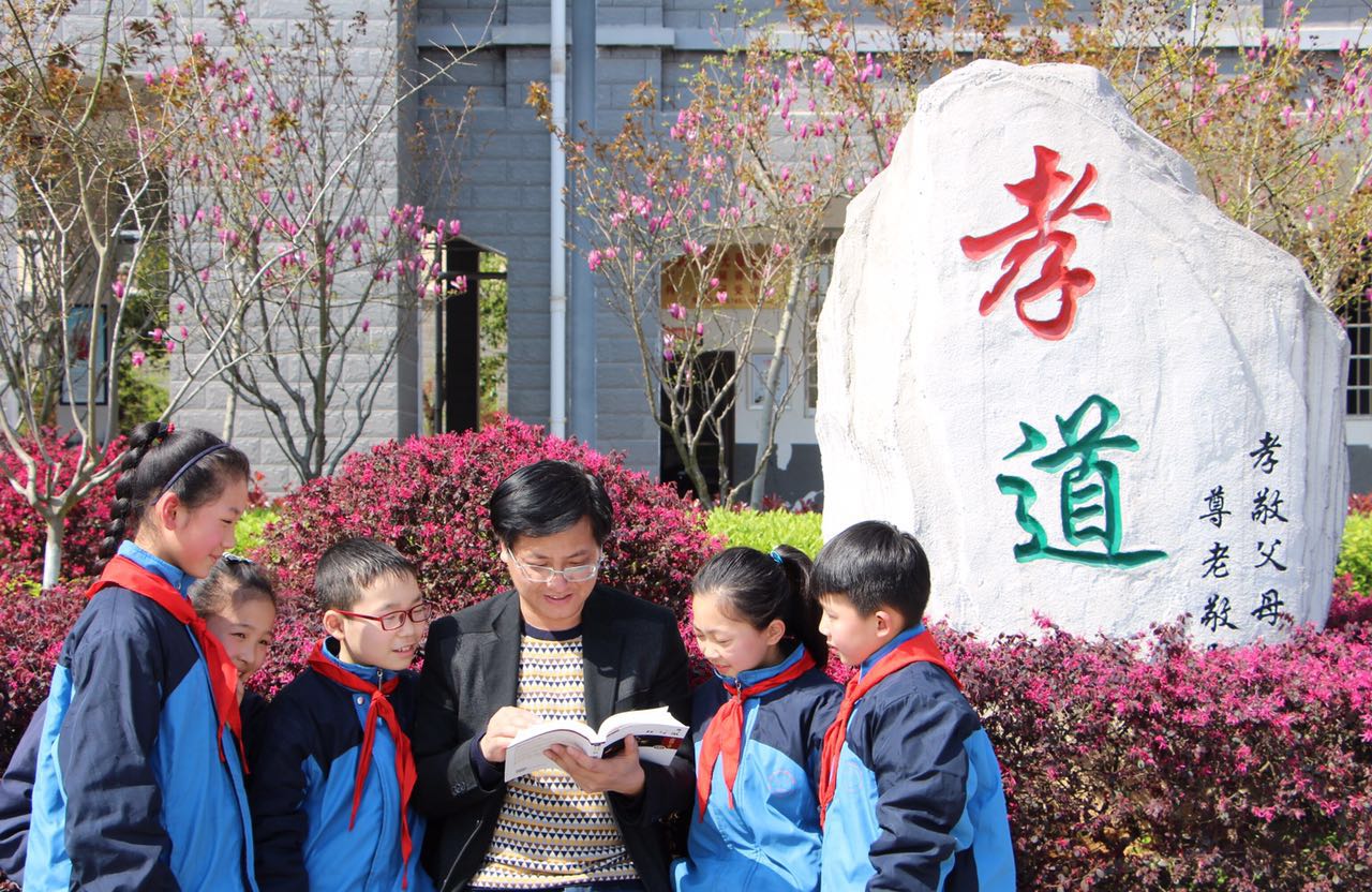 怀化钟秀学校:孝道教育从“心”开始