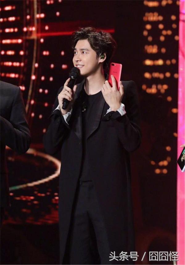 oppo跨界联名,oppo新品r11