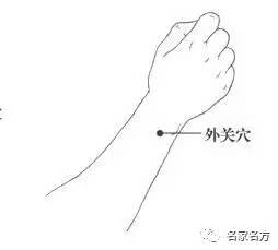 老人一吹电风扇就感冒,老人一阵风就感冒怎么回事