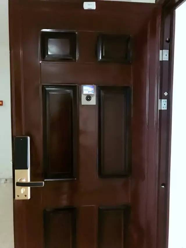 智能猫眼——圆你拥有一双千里眼的梦，仅售1399元！