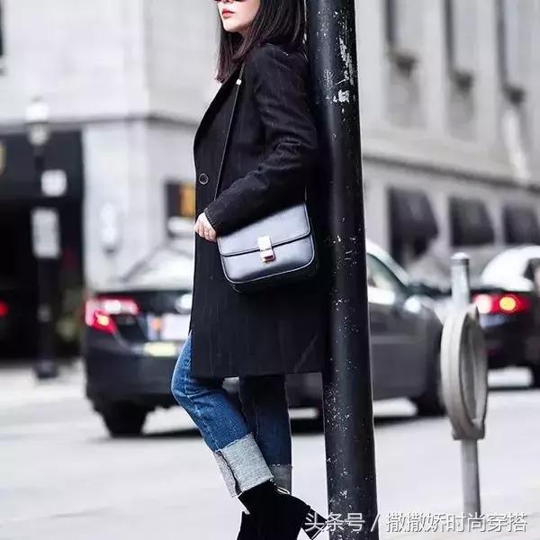 leboy包包黑色好看还是灰色好看,最近流行lv手提包