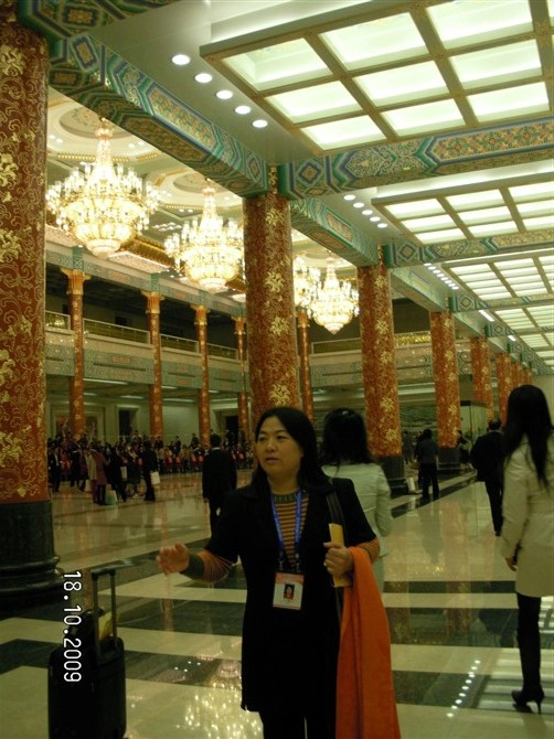 暑假小孩去夏令营,孩子去夏令营好还是去辅导班好