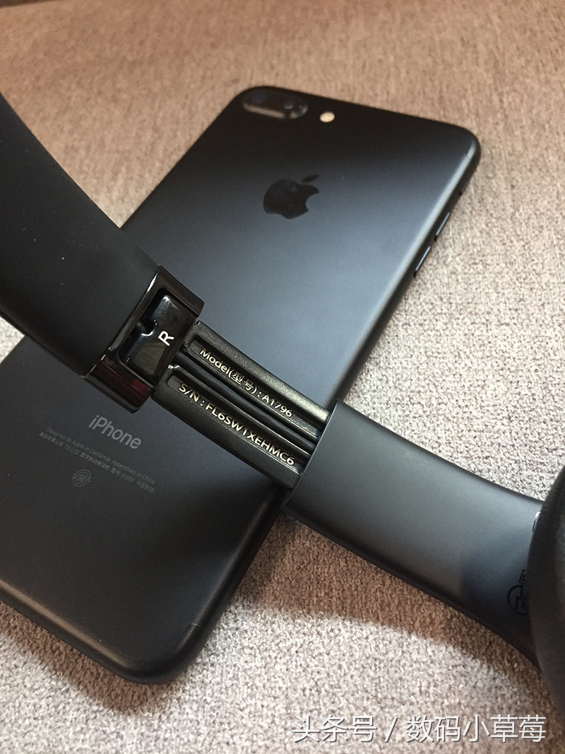 beatssolo3闪金色,五分钟闪充