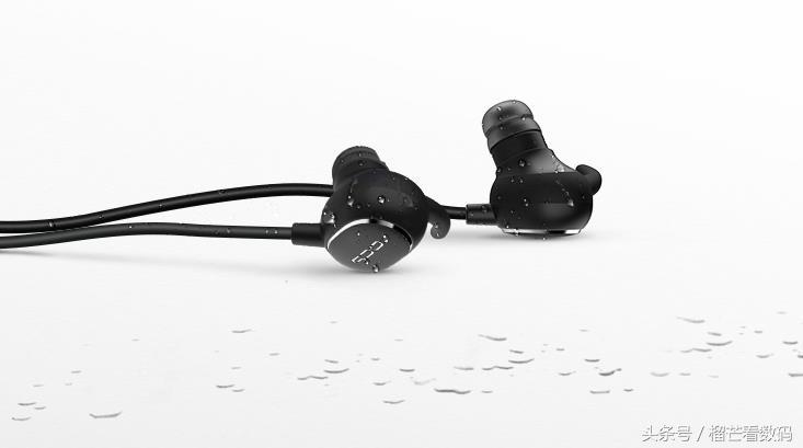 颜值音质俱佳，来看看现在很火的QCY蓝牙耳机体验如何