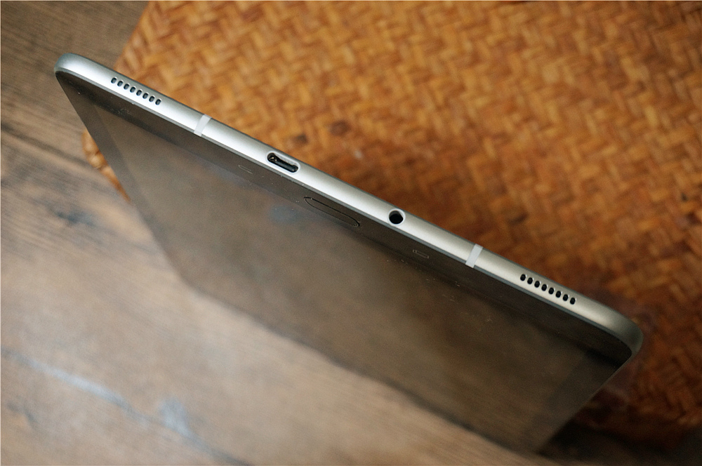 三星galaxytabs3平板测评,三星tabs3是几寸平板