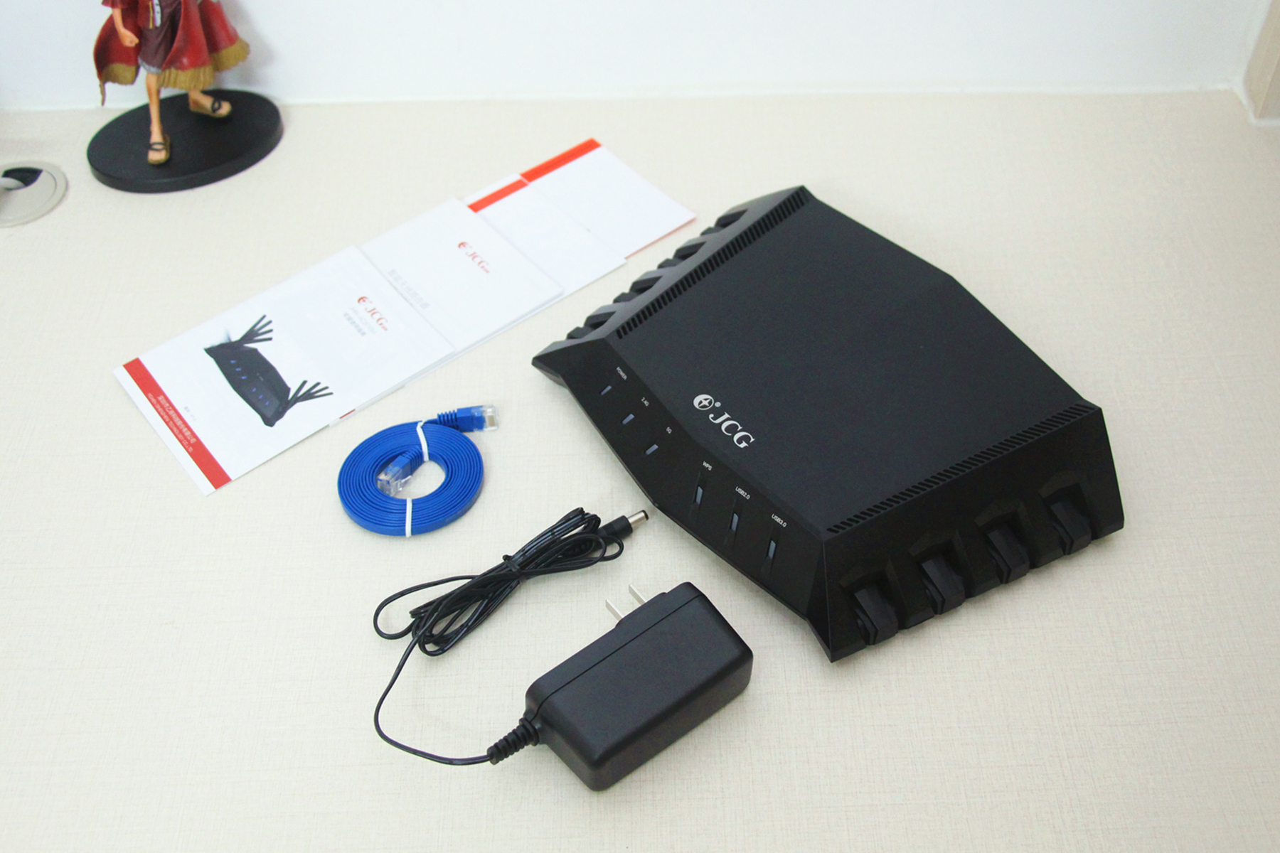 8根低损耗高增益天线，超强信号，游戏玩家必备装备--金刚狼体验